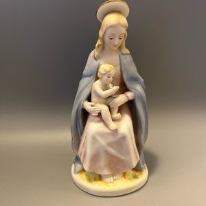 Vintage LIPPER & MANN Japan Porcelain Virgin Mary Madonna and Holy Child.